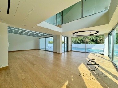 Μεζονέτα, 370τ. μ.