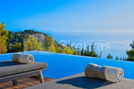 Βίλα, 247τ. μ.