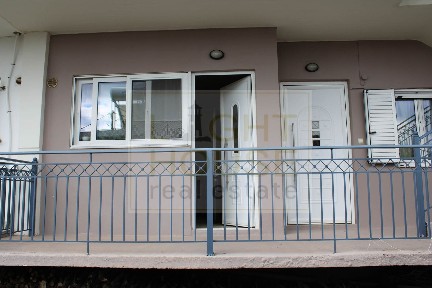 Μονοκατοικία, 70τ. μ.