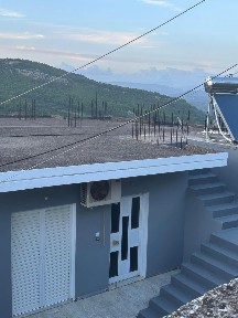 Μονοκατοικία, 85τ. μ.