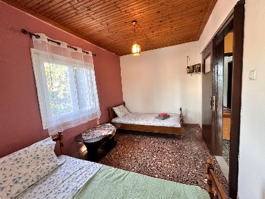 Μονοκατοικία, 70τ. μ.