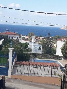 Μονοκατοικία, 275τ. μ.