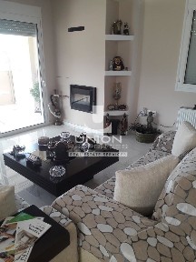 Μονοκατοικία, 210τ. μ.