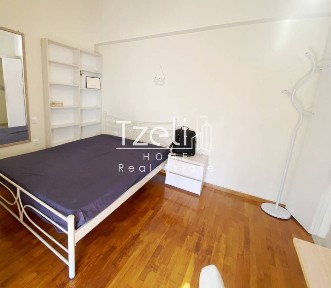 Μονοκατοικία, 370τ. μ.