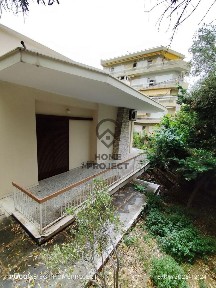 Μονοκατοικία, 160τ. μ.