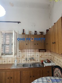 Μονοκατοικία, 190τ. μ.