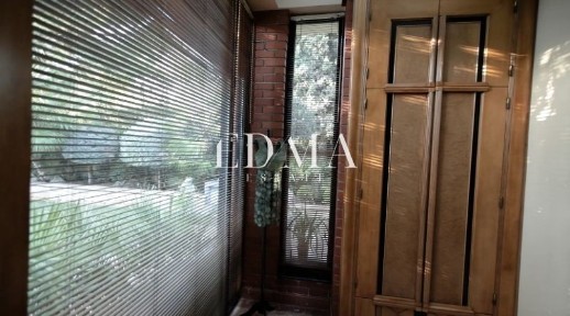 Βίλα, 380τ. μ.