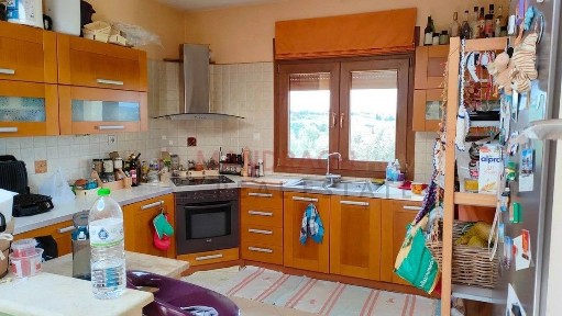 Βίλα, 290τ. μ.