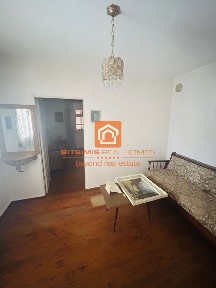 Μονοκατοικία, 62τ. μ.