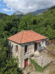 Μονοκατοικία, 60τ. μ.