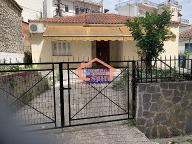 Μονοκατοικία, 73τ. μ.
