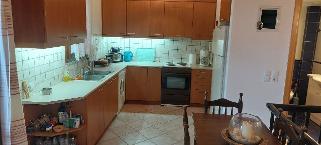 Μονοκατοικία, 90τ. μ.