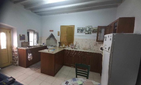 Μονοκατοικία, 100τ. μ.