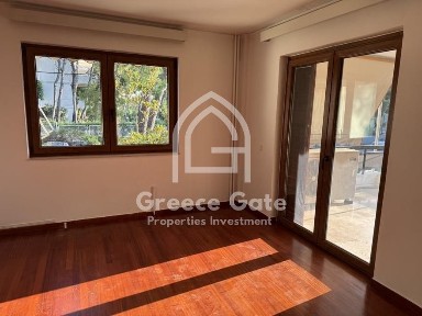 Καστρί - Πολιτεία, Νέα Ερυθραία (Αθήνα - Βόρεια Προάστια)