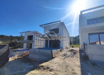 Μεζονέτα, 108τ. μ.