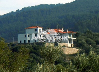 Συγκρότημα διαμερισμάτων, 670τ. μ.