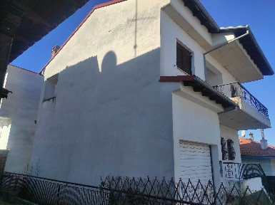 Μονοκατοικία, 122τ. μ.