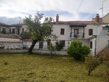 Μονοκατοικία, 160τ. μ.