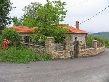 Μονοκατοικία, 220τ. μ.