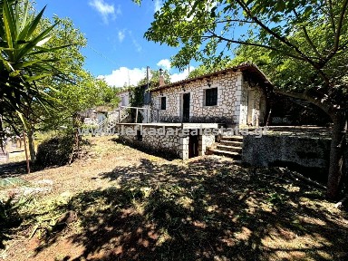 Μονοκατοικία, 120τ. μ.