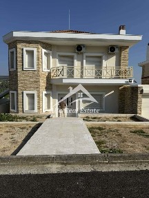 Μονοκατοικία, 320τ. μ.