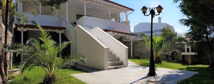 Γερακινή, Πολύγυρος (Χαλκιδική), Επαρχιακή Οδός Λιμένος-Γερακινής, 631 00 Πολύγυρος
