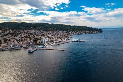 Μονοκατοικία, 230τ. μ.