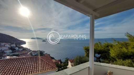 Κέντρο, Ύδρα (Νησιά Αργοσαρωνικού), To Pefkaki