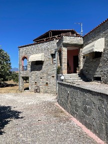 Μεζονέτα, 326τ. μ.