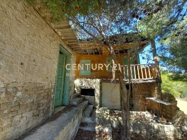 Σελήνια, Σαλαμίνα (Νησιά Αργοσαρωνικού)