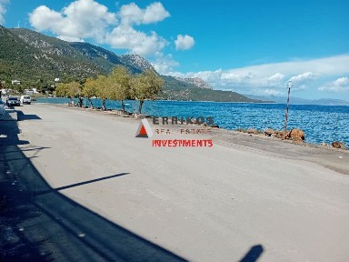 Μονοκατοικία, 60τ. μ.
