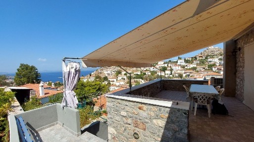 Κέντρο, Ύδρα (Νησιά Αργοσαρωνικού)