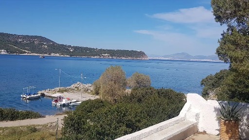 Μονοκατοικία, 96τ. μ.