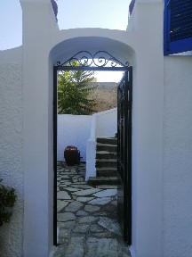 Μονοκατοικία, 295τ. μ.