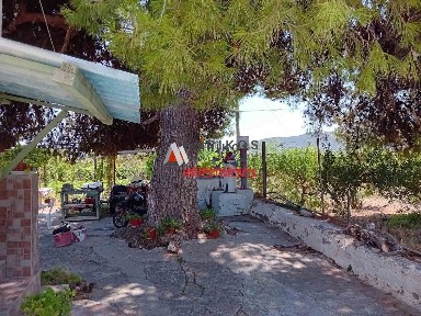 Μονοκατοικία, 80τ. μ.