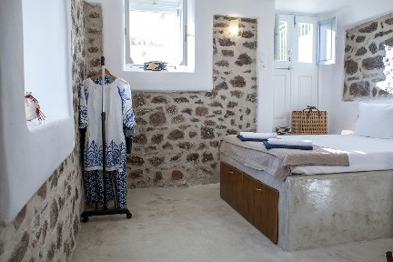 Μονοκατοικία, 75τ. μ.