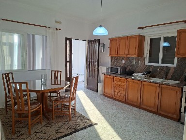 Μέγας Γιαλός, Σύρος (Κυκλάδες), Επ. Οδός Άνω Μάννας-Μέγα Γυαλού, 841 00 Ποσειδωνία
