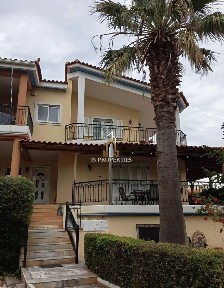 Μονοκατοικία, 270τ. μ.