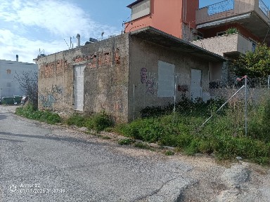 Μονοκατοικία, 84τ. μ.