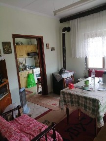 Μονοκατοικία, 100τ. μ.