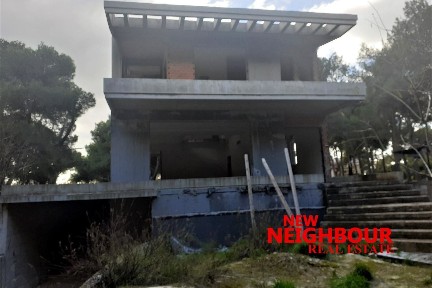 Μονοκατοικία, 650τ. μ.
