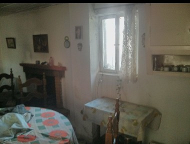 Μονοκατοικία, 75τ. μ.