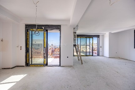 Άνω Γλυφάδα, Γλυφάδα (Αθήνα - Νότια Προάστια), Μωρέως 37, Γλυφάδα 16561