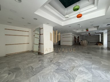 Κατάστημα, 180τ. μ.