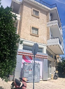 Κατάστημα, 77τ. μ.