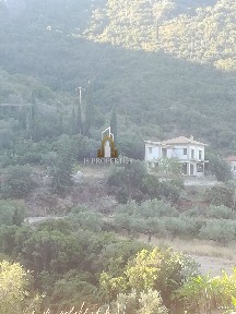 Μονοκατοικία, 211τ. μ.