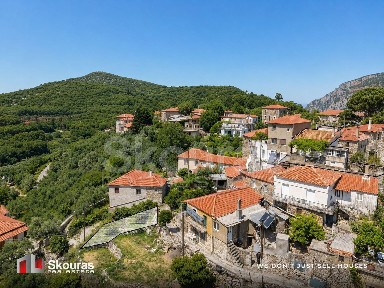 Μονοκατοικία, 55τ. μ.