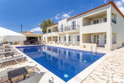 Συγκρότημα διαμερισμάτων, 550τ. μ.
