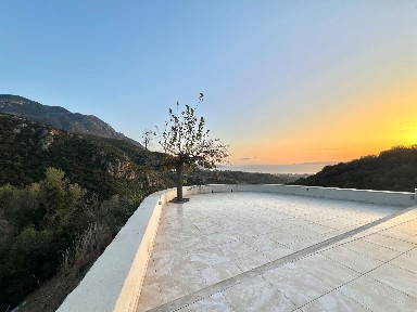 Μονοκατοικία, 180τ. μ.