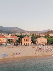 Κτίριο, 275τ. μ.